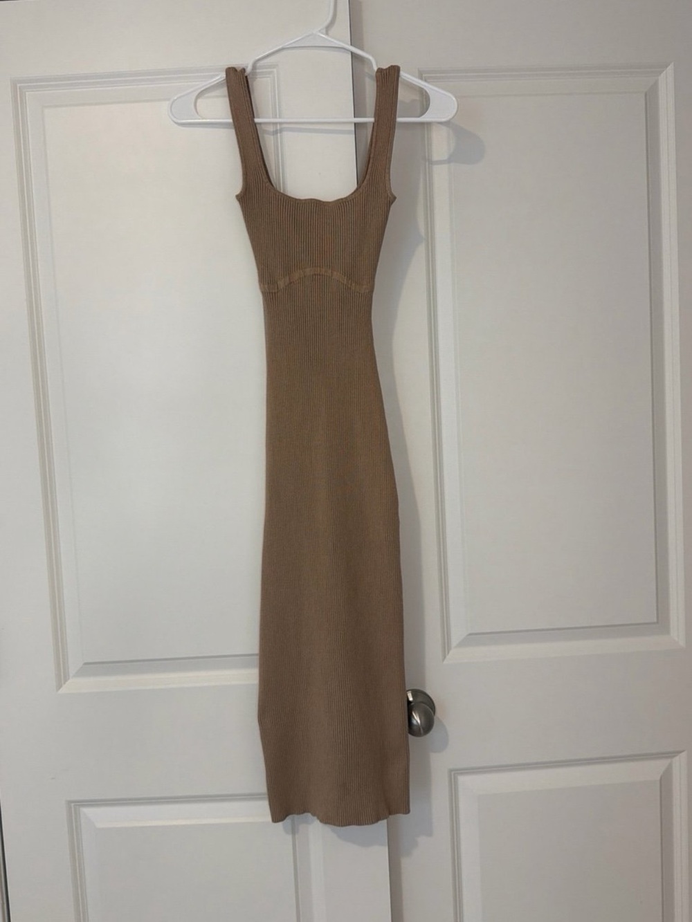 Windsor Ribbed Midi Dress in Camel Brown